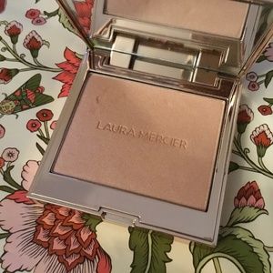 Laura Mercier Rose Glow Highlighter